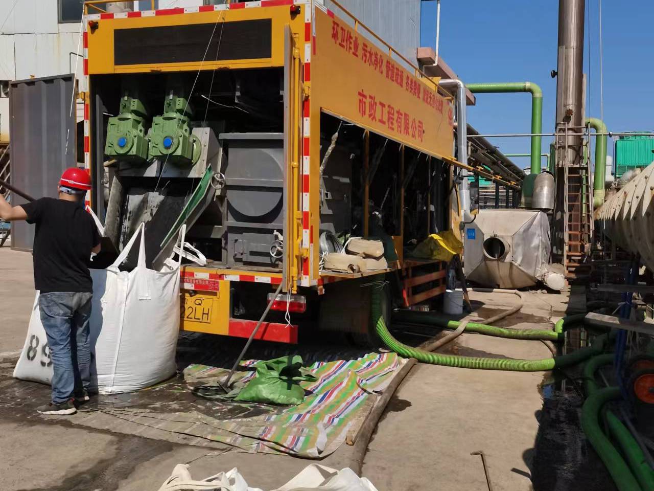 珠海淤泥压干处理